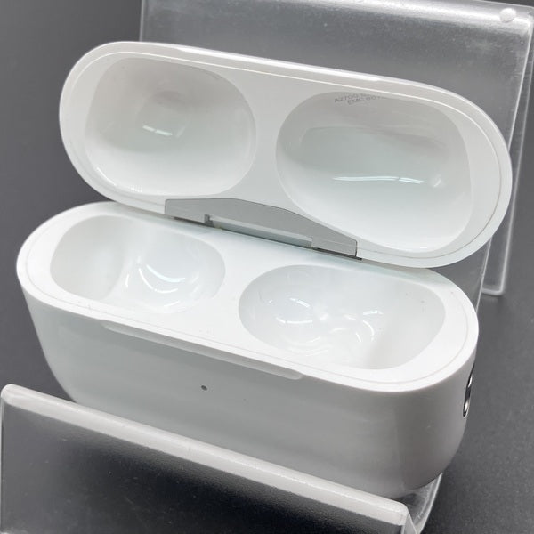 【中古】AirPods Pro (第2世代) 充電ケース (Lightning)【日本橋】