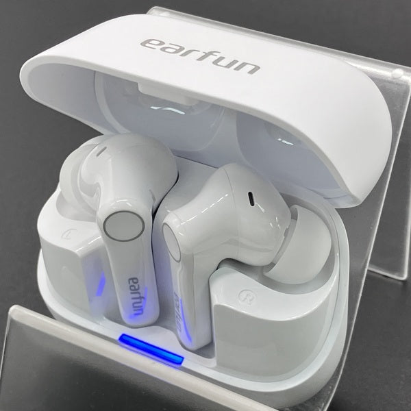 【中古】Air Pro 4+  White【秋葉原】