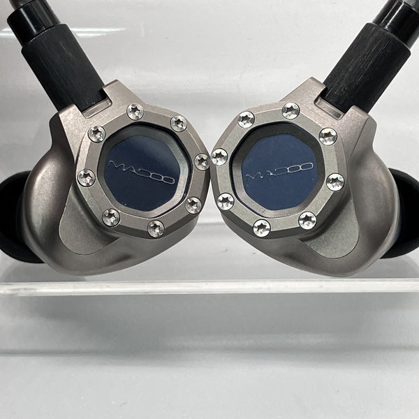 【中古】Typ821 【MDO-T821-TI】【秋葉原】