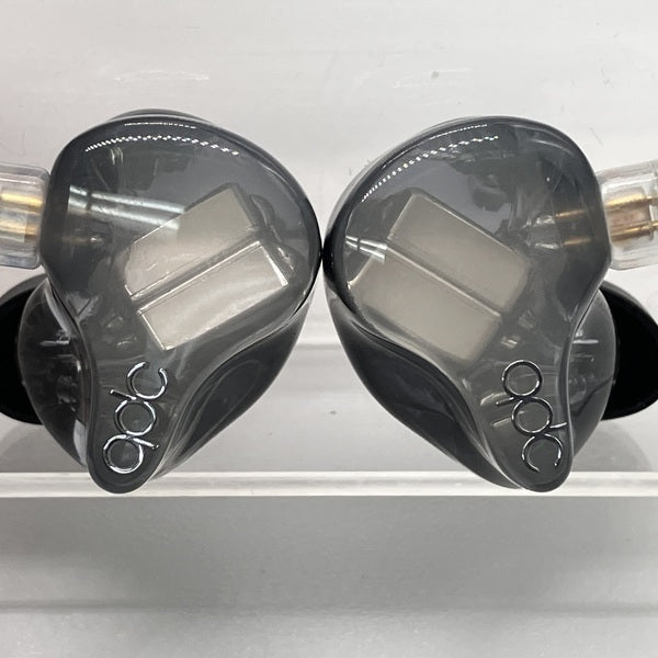 【中古】Studio 8SS 【QDC-STUDIO-8SS】【秋葉原】