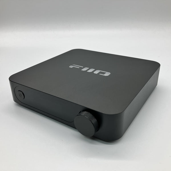 【中古】SR11 Black 【FIO-SR11-B】【秋葉原】