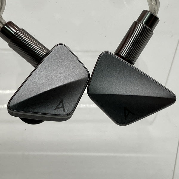 【中古】AK ZERO1 【IRV-AK-ZERO1】【秋葉原】