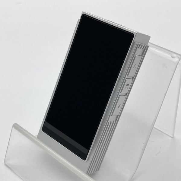 【中古】UA6 Silver【秋葉原】