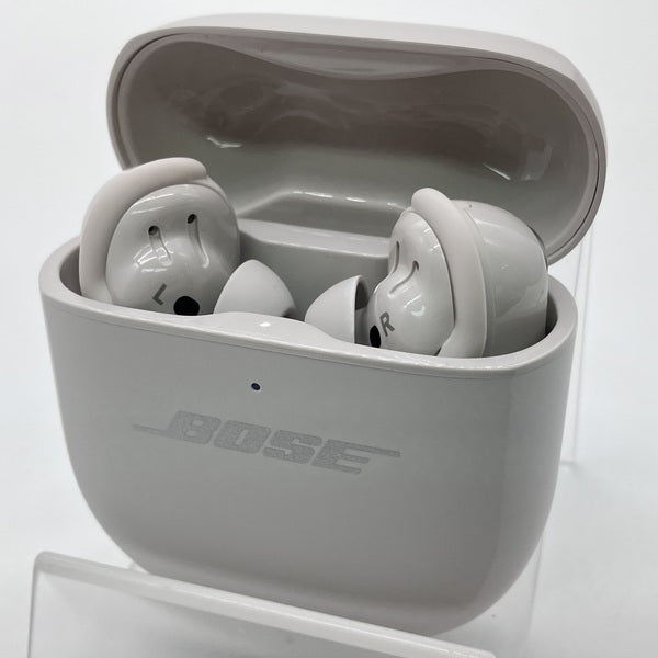 【中古】Quietcomfort Ultra Earbuds 2nd Gen White Smoke【日本橋】