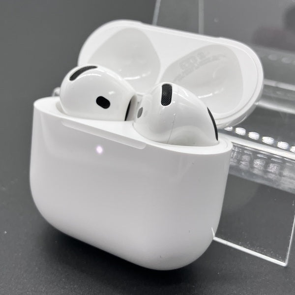 【中古】AirPods 4 MXP63J/A【日本橋】
