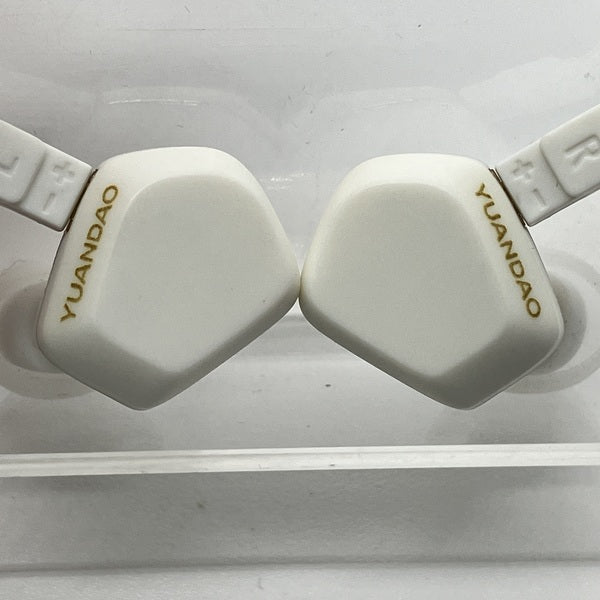 【中古】泪 Tears (3.5mm マイク付き) ホワイト【秋葉原】