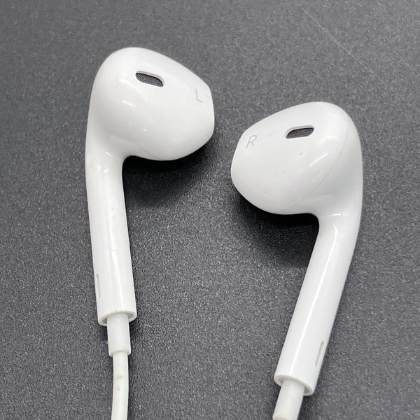 【中古】EarPods with Lightning Connector【名古屋】