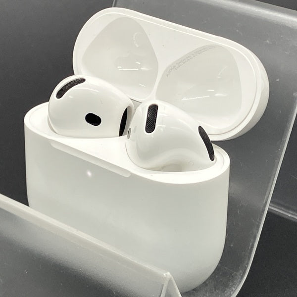 【中古】AirPods 4 MXP63J/A【日本橋】