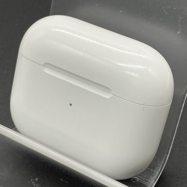 【中古】AirPods 充電ケース (第3世代)【秋葉原】