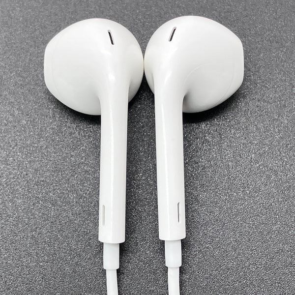 【中古】Apple EarPods with Remote and Mic【名古屋】