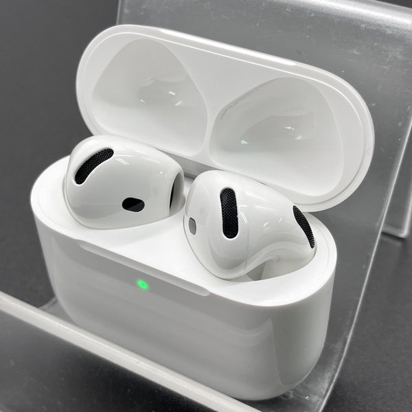 【中古】AirPods 4 MXP63J/A【秋葉原】