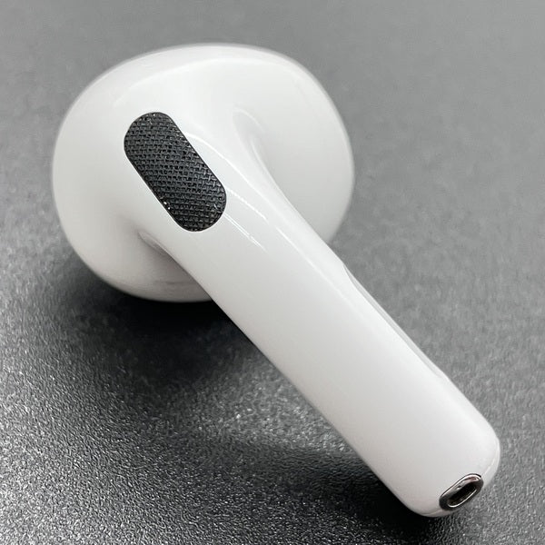 【中古】AirPods 4 (R側)【秋葉原】