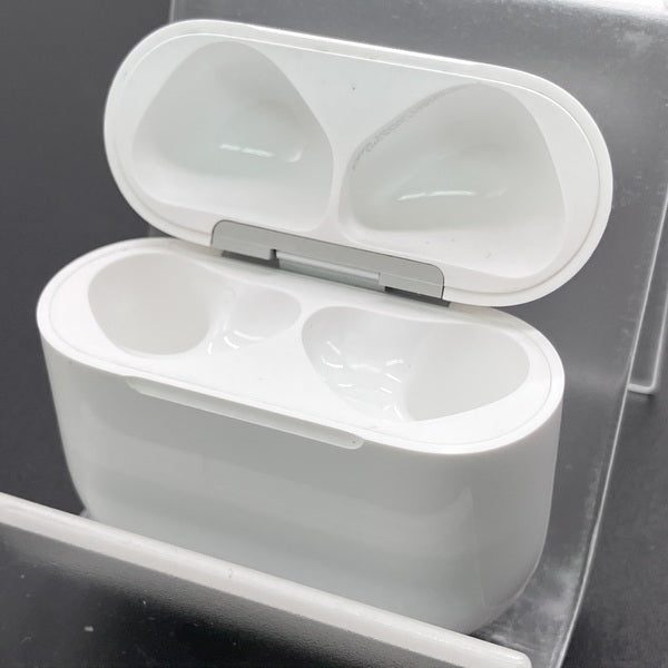 【中古】AirPods 4充電ケース【秋葉原】