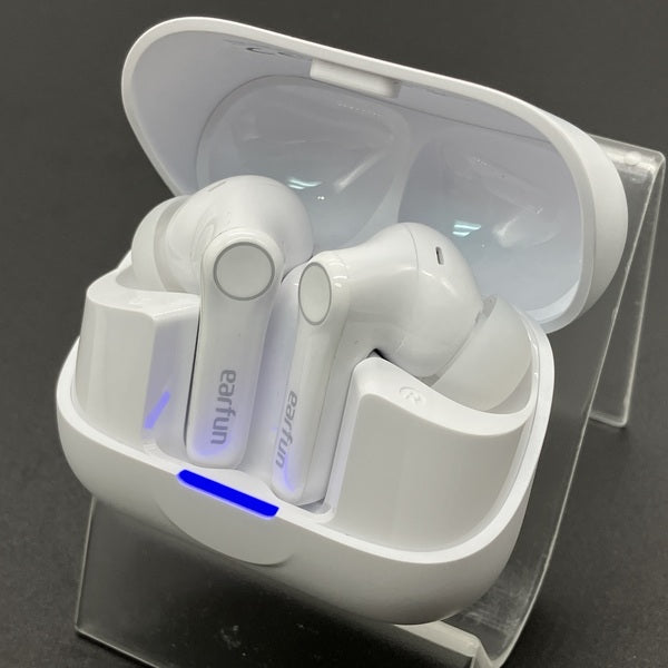 【中古】Air Pro 4+  White【日本橋】
