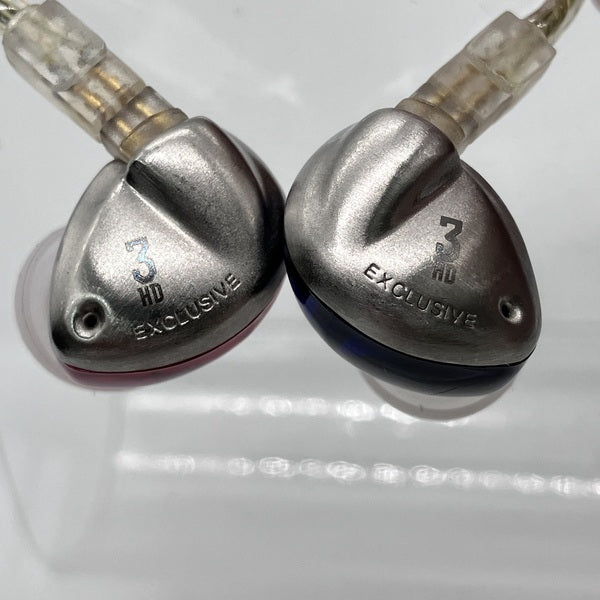 【中古】EXCLUSIVE 3　シルバー【秋葉原】