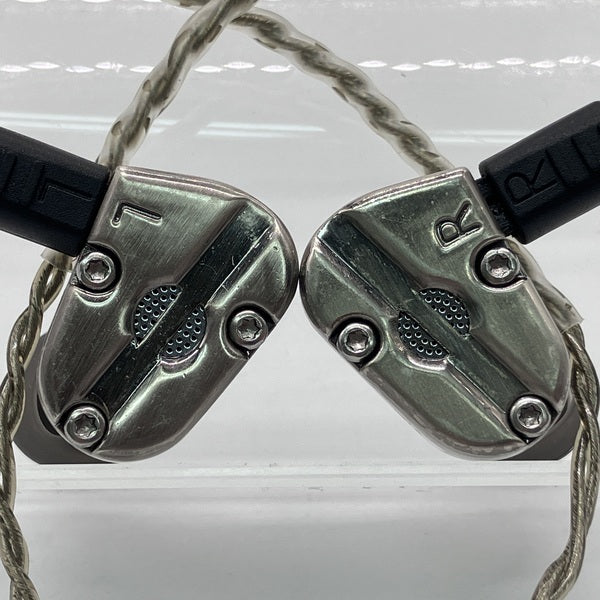 【中古】RevoNext QT5【秋葉原】