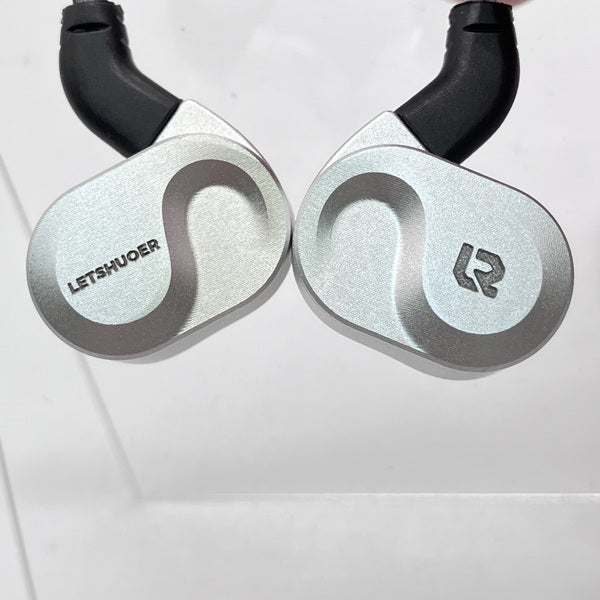 【中古】S08 Silver【秋葉原】