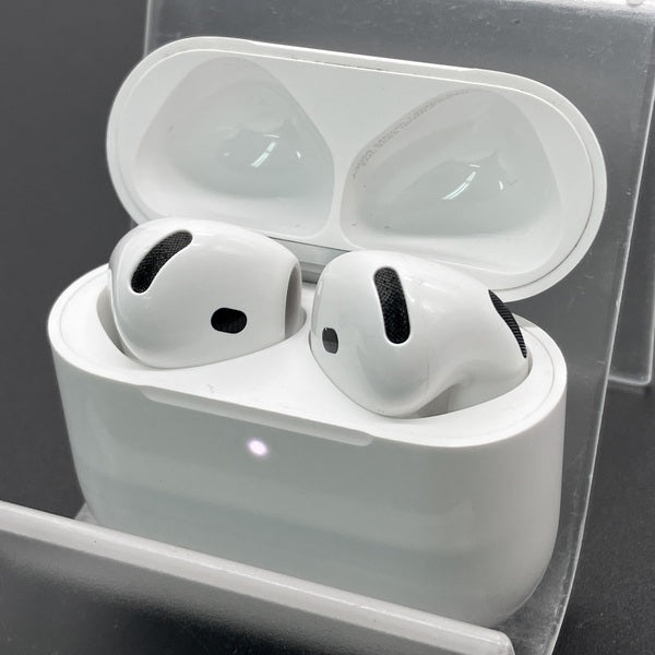 【中古】AirPods 4 MXP63J/A【秋葉原】