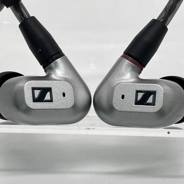 【中古】IE 200 Silver Edition【日本橋】