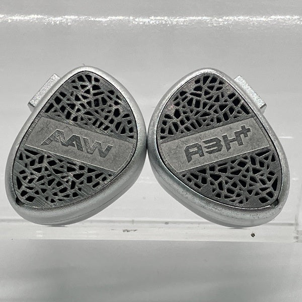 【中古】A3H+ Lux Edition (Universal Fit)（ケーブル欠品）【名古屋】