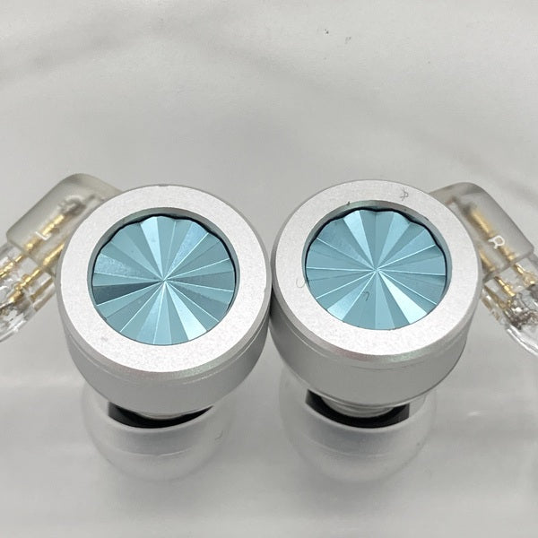 【中古】D02 Aqua【名古屋】