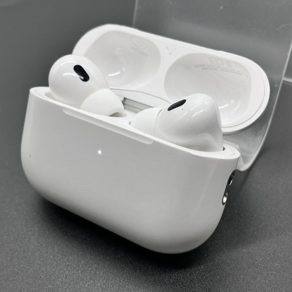 【中古】MagSafe充電ケース(USB-C)付きAirPods Pro(第2世代) MTJV3JA【日本橋】