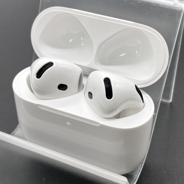 【中古】AirPods 4 MXP63J/A【秋葉原】