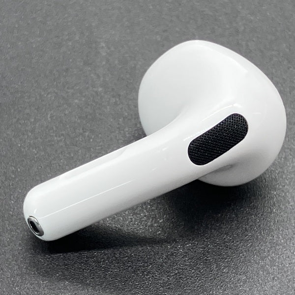 【中古】AirPods 4 (L側)（アクティブノイズキャンセリング搭載）【秋葉原】