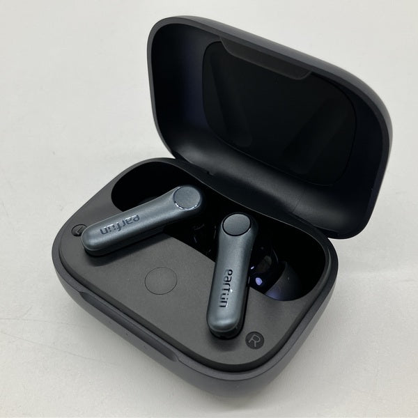 【中古】Air Pro 4 - Black【秋葉原】