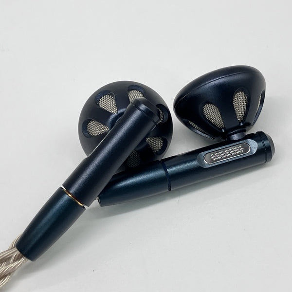 【中古】FF5 Black 【FIO-IEM-FF5-B】【名古屋】