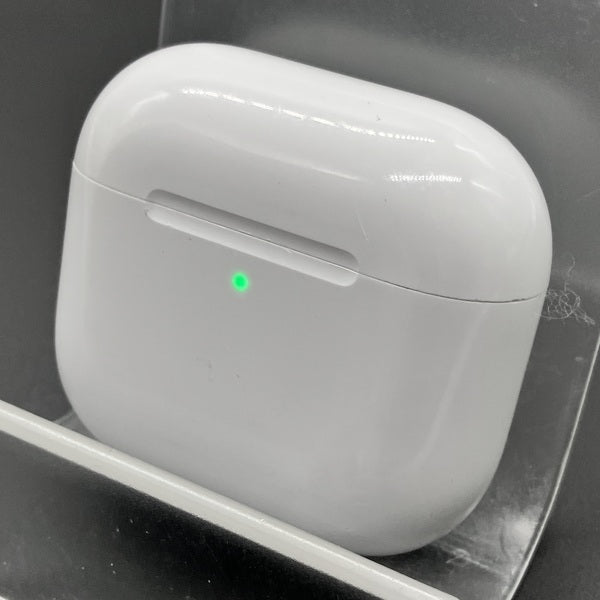 【中古】AirPods 4 MXP93J/A（アクティブノイズキャンセリング搭載）【日本橋】