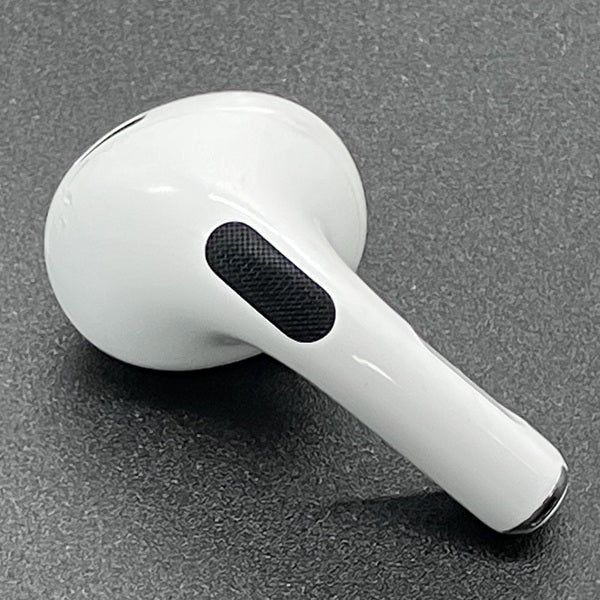 【中古】AirPods Pro (R側) (第2世代)(Lightning)【秋葉原】