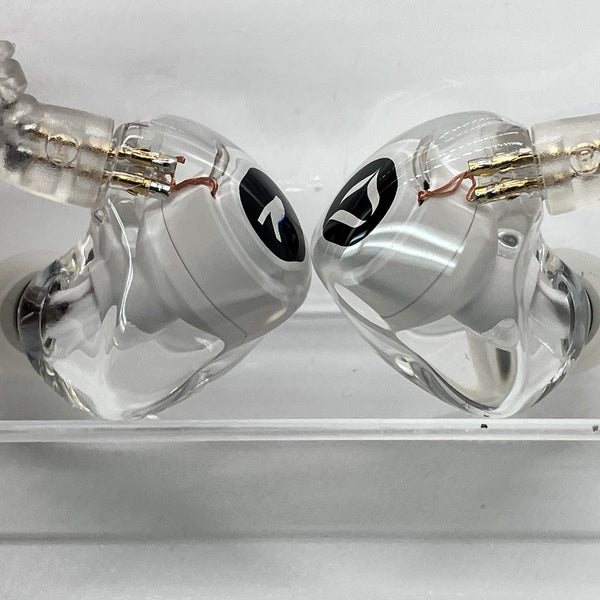 【中古】ACTIVO Q1 【IRV-ACTIVO-Q1】【秋葉原】