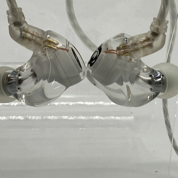【中古】ACTIVO Q1 【IRV-ACTIVO-Q1】【秋葉原】