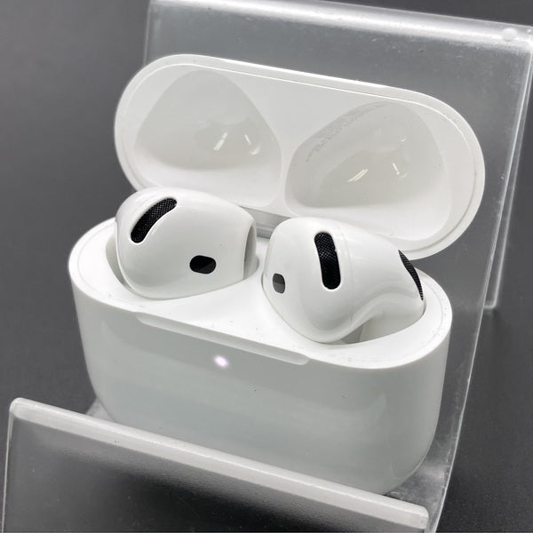 【中古】AirPods 4 MXP93J/A（アクティブノイズキャンセリング搭載）【秋葉原】