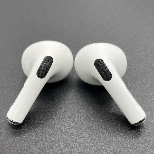 【中古】Apple AirPods Pro MLWK3J/A  (2021/Magsafe)【秋葉原】