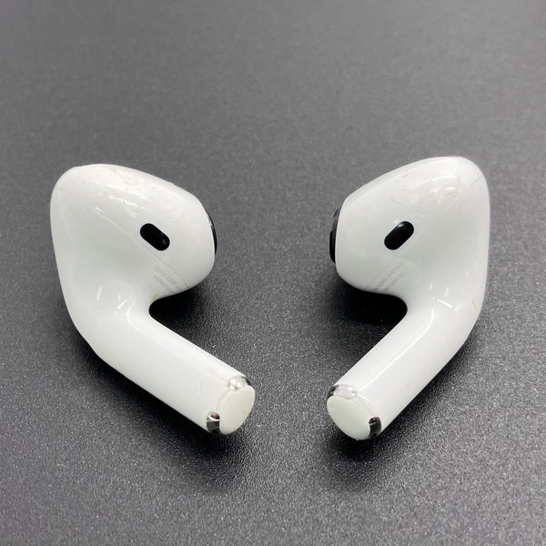 【中古】Apple AirPods Pro MLWK3J/A  (2021/Magsafe)【秋葉原】