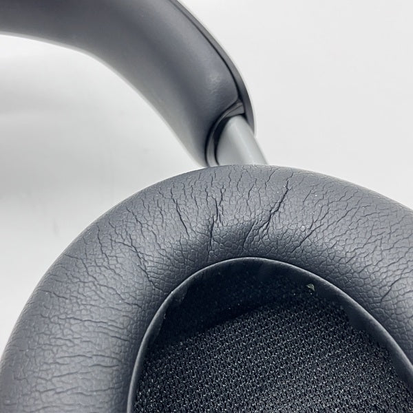 【中古】QuietComfort Ultra Headphones Black【秋葉原】