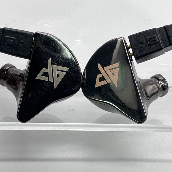 【中古】Auglamour R8 ブラック【秋葉原】