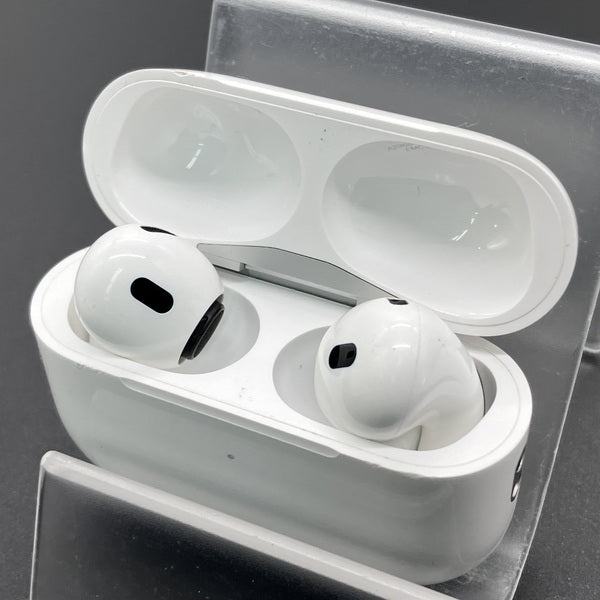 【中古】MagSafe充電ケース(USB-C)付きAirPods Pro(第2世代) MTJV3JA【秋葉原】
