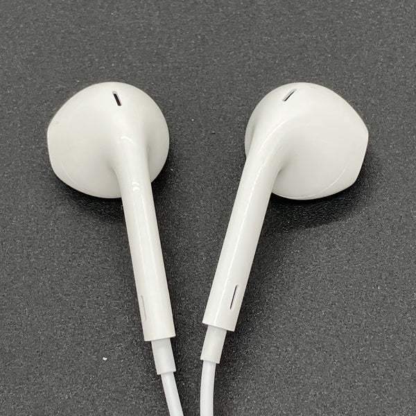 【中古】EarPods（USB-C） インナーイヤー型イヤホン【日本橋】