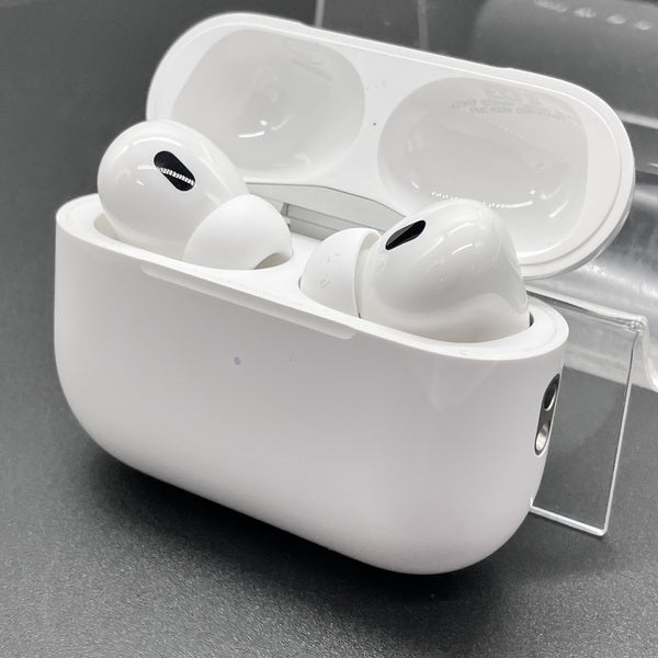 【中古】MagSafe充電ケース(USB-C)付きAirPods Pro(第2世代) MTJV3JA【日本橋】