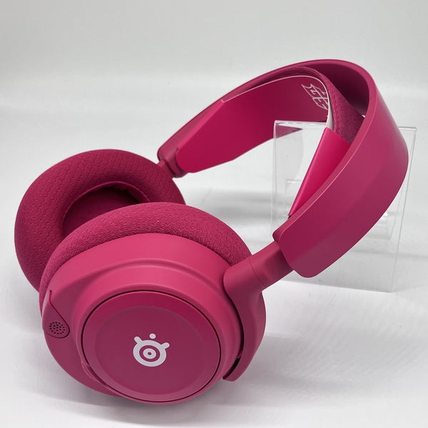 【中古】Arctis Nova 7 Wireless Gen 2 Magenta【秋葉原】