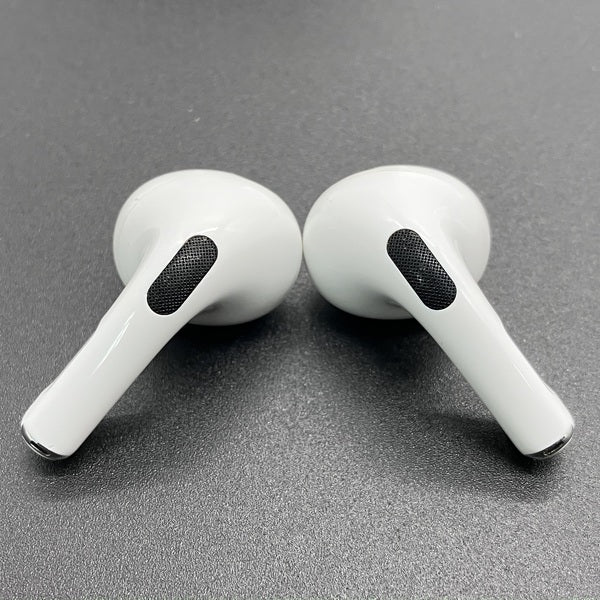 【中古】MagSafe充電ケース(USB-C)付きAirPods Pro(第2世代) MTJV3JA【秋葉原】