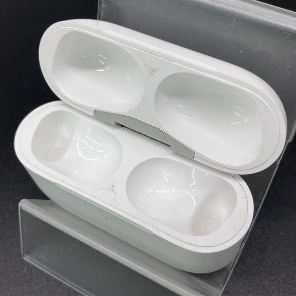 【中古】AirPods Pro (第2世代) 充電ケース (Lightning)【名古屋】