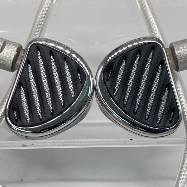 【中古】TRN JAWS【日本橋】