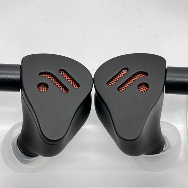 【中古】IM4 ブラック【秋葉原】