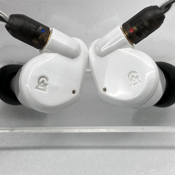 【中古】VEGA 2020 【CAM-5546】【日本橋】