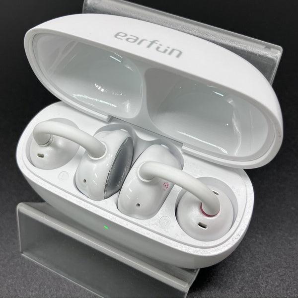【中古】EarFun Clip White【秋葉原】