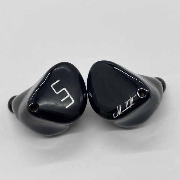【中古】MACBETH 【UNM-3140】（ケーブル欠品）【秋葉原】